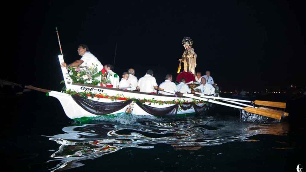 Procesión marítima de la Virgen del Carmen.