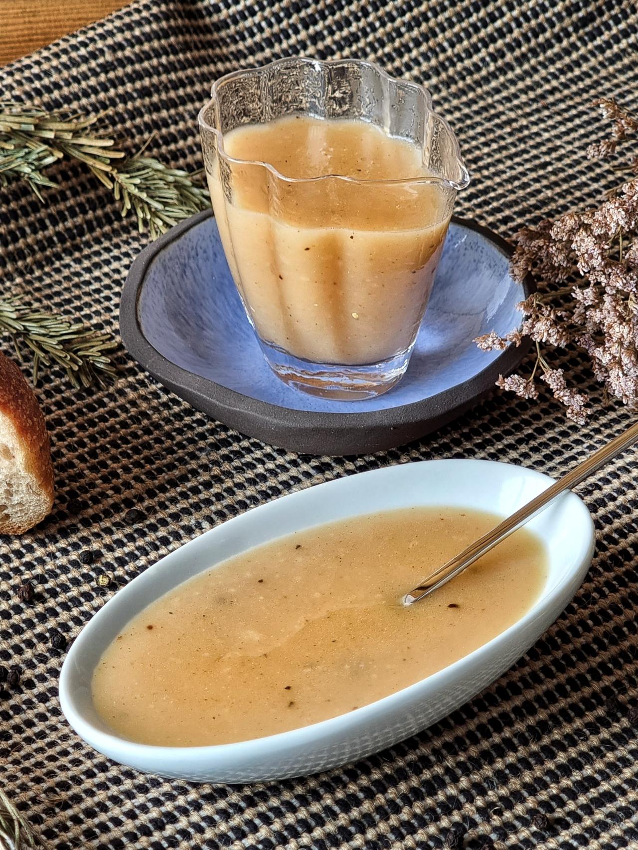 Salsa Gravy La Receta Inglesa Para Acompañar Carnes Y Aves 