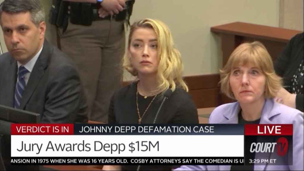 Amber Heard fue condenada a pagar 15 millones de dólares a su exmarido.