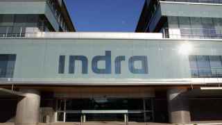 Entrada de la sede de Indra en Alcobendas (Madrid).
