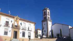 Ayuntamiento e iglesia de Nuestra Señora del Castillo, en Fuente Obejuna.
