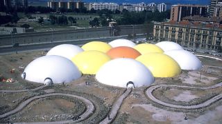 Encuentros de Pamplona de 1972: cuando la vanguardia artística emergió bajo unas cúpulas inflables
