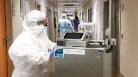 Aumenta el número de ingresados en los hospitales de la Comunidad Valenciana. En la imagen, el sistema probado para detectar el virus en el aire.