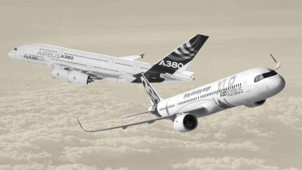 Un A380 y un A321XLR de Airbus.