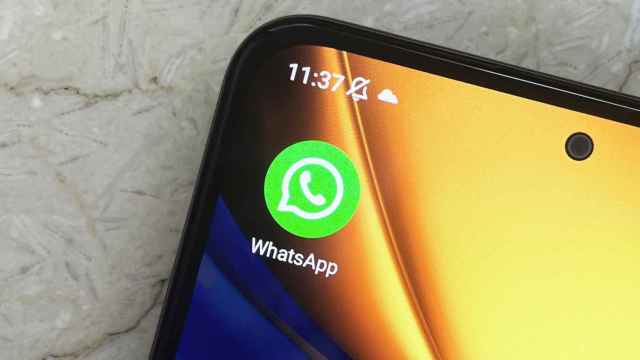 WhatsApp tiene un truco para guardar a un contacto sin que se entere.