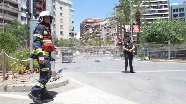 Así ha cerrado Pirotecnia Ferrández las mascletàs oficiales de las Hogueras de Alicante en 2022