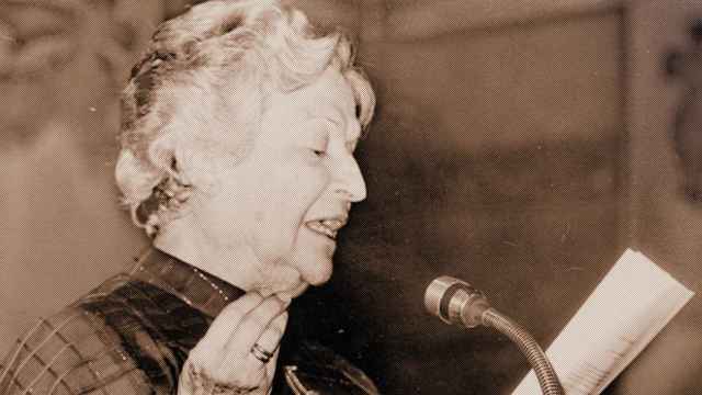 Carmen Conde durante su discurso de ingreso en la Real Academia el 28 de enero de 1979. Foto: RAE