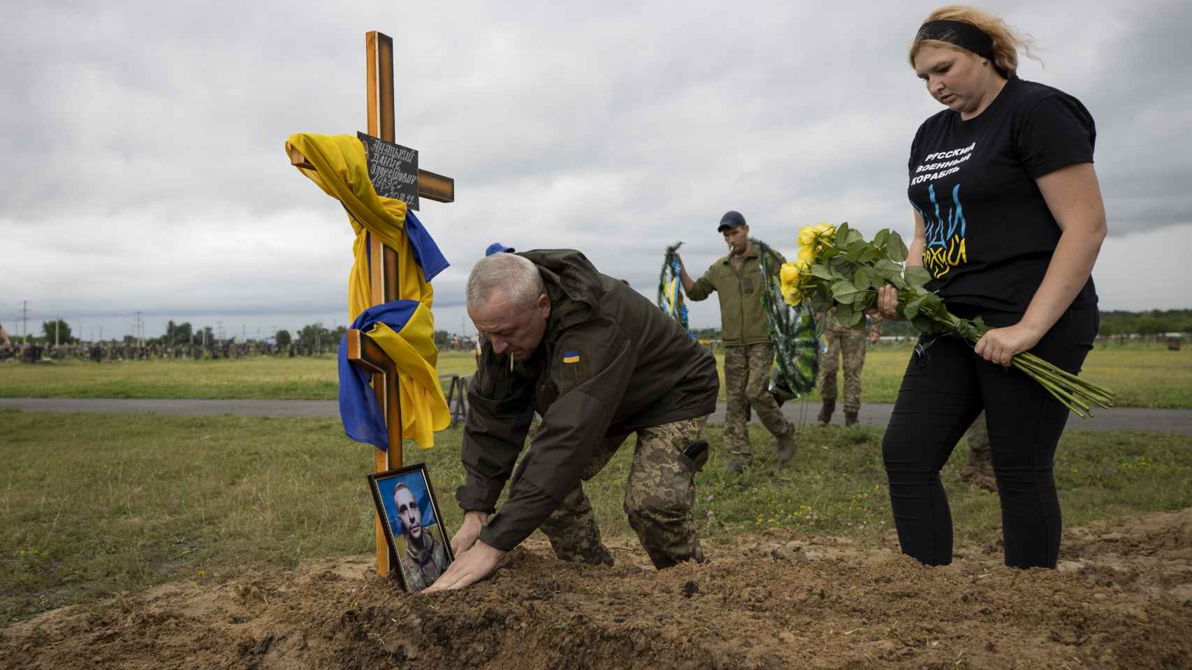Funeral de soldado ucraniano que murió a causa de la artillería de Rusia