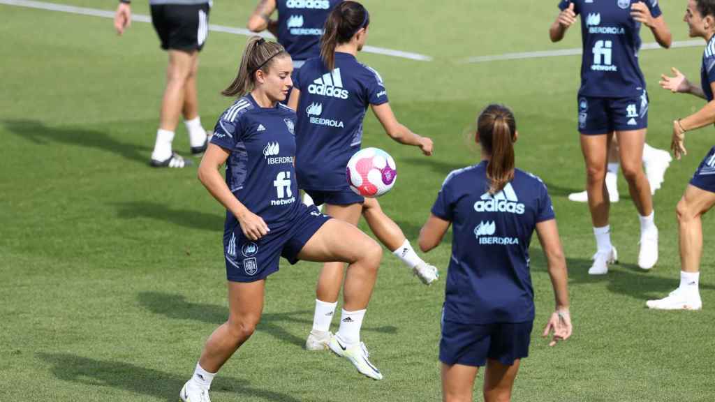 Alexia Putellas durante un entrenameinto con la selección española