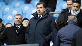 Ferran Soriano en el palco del Etihad Stadium durante un partido del Manchester City