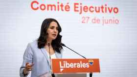 La líder de Ciudadanos, Inés Arrimadas, este lunes en la sede del partido.