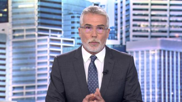 El llamativo cambio de look de David Cantero en 'Informativos Telecinco'.