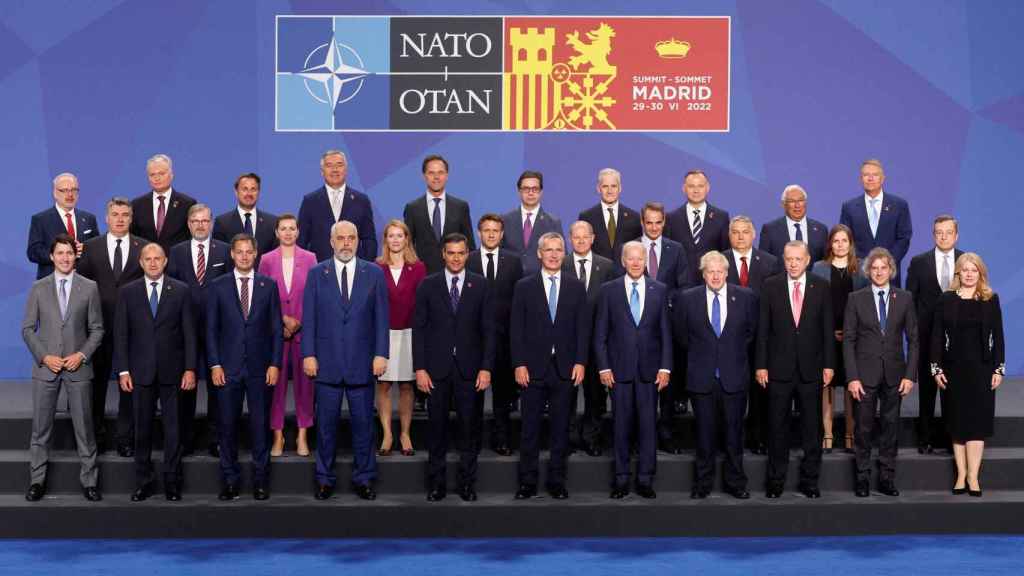 La foto de familia que marca el inicio oficial de la Cumbre de la OTAN.