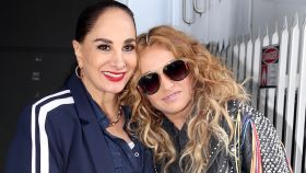 La actriz Susana Dosamantes junto a su hija, Paulina Rubio.