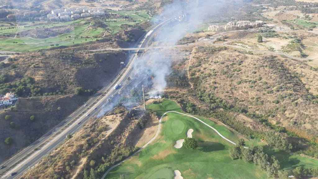 Vista aérea de la zona afectada por el incendio de Mijas.