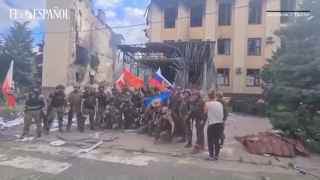 El ejército ruso celebra la toma de Lisichansk