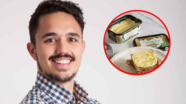 Montaje de una fotografía de Carlos Ríos y su nueva margarina.