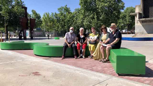 La concejala de Medio Ambiente y Desarrollo Sostenible, María Sánchez, ha visitado la Plaza Biólogo Valverde