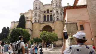 Málaga decide regular la implantación de viviendas turística en toda la ciudad y no sólo en el Centro