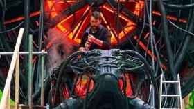 Tono Garzón, durante el rodaje de 'Matrix Resurrections' en la cápsula de la que salía Keanu Reeves.