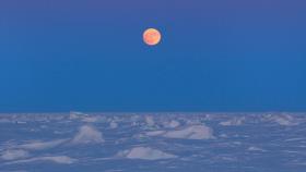 Puesta de sol en el Ártico. Lucas Jackson. Reuters