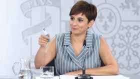 La ministra Portavoz, Isabel Rodríguez, en una rueda de prensa, posterior al Consejo de Ministros, en el Complejo de la Moncloa, a 5 de julio de 2022.