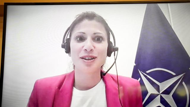 Irene Fellin, senior gender adviser with Women in International Security (WIIS), durante su intervención 'online' en el foro 'El futuro de la OTAN tras la Cumbre de Madrid'.