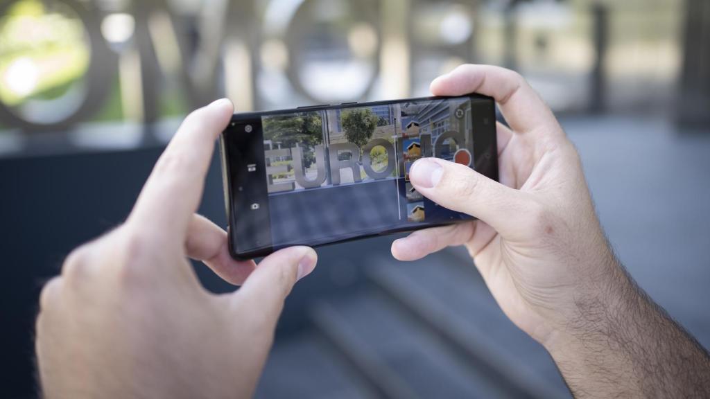 vivo X80 Pro.