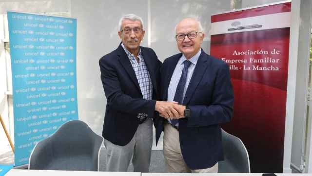Acuerdo entre Unicef y la Asociación de la Empresa Familiar de Castilla-La Mancha. / Foto: Óscar Huertas.