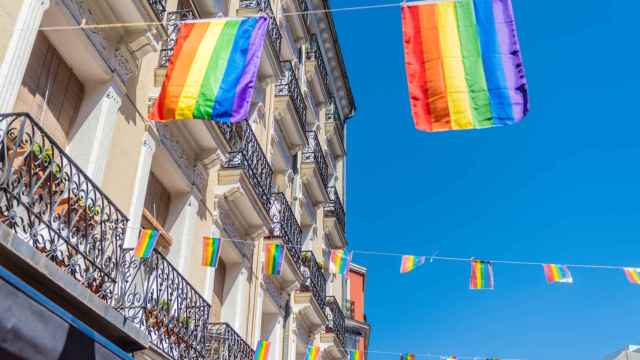 Qué calles están cortadas y a qué  líneas de autobuses afectan las Fiestas del Orgullo de Madrid