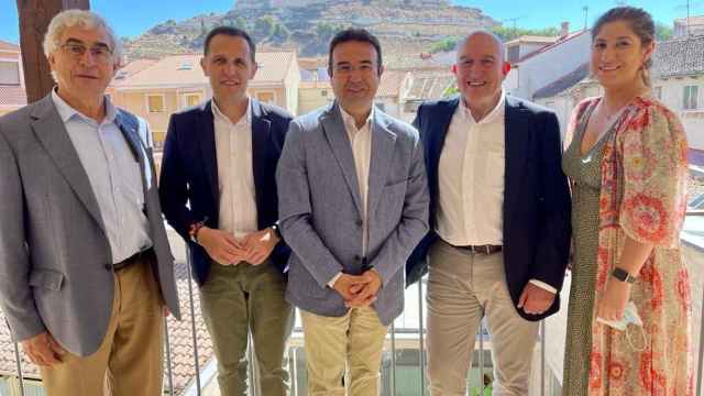 Peñafiel inaugura el centro de promoción agroalimentaria de Castilla y León