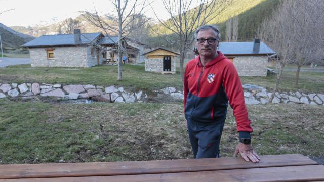 Eusebio del Castillo, propietario de Casas de Montaña Alto Curueño en Lugueros (León)