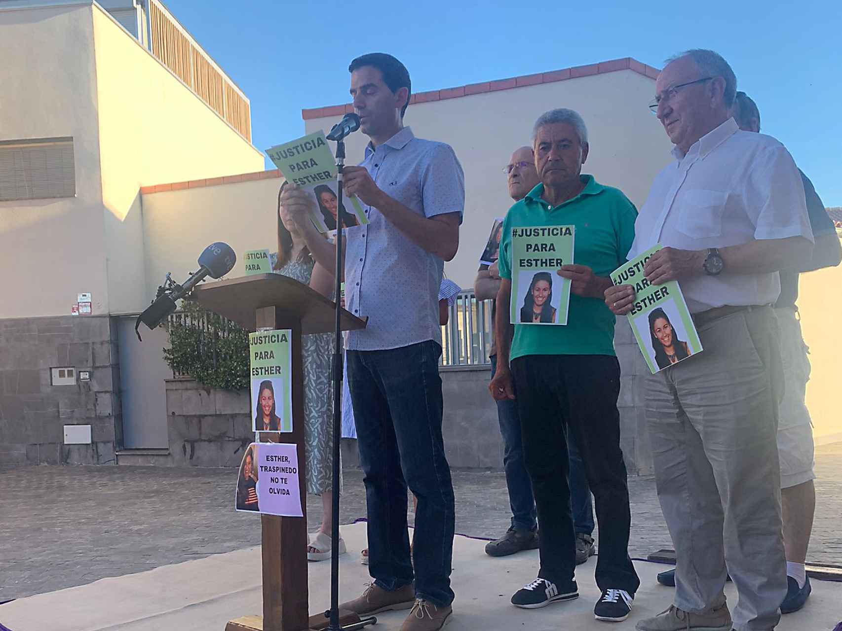 Javier Fernández, alcalde de Traspinedo, pide también justicia para Esther
