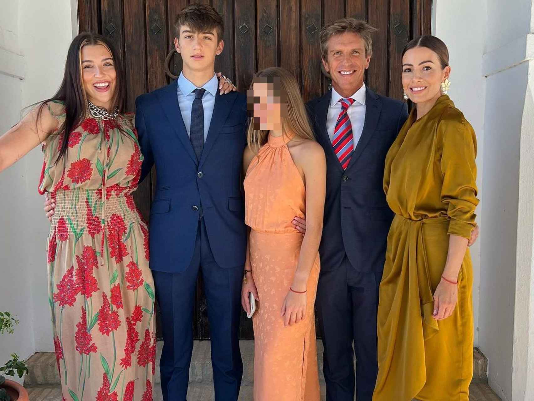 La familia al completo en la graduación de Manuel Díaz Troconis.