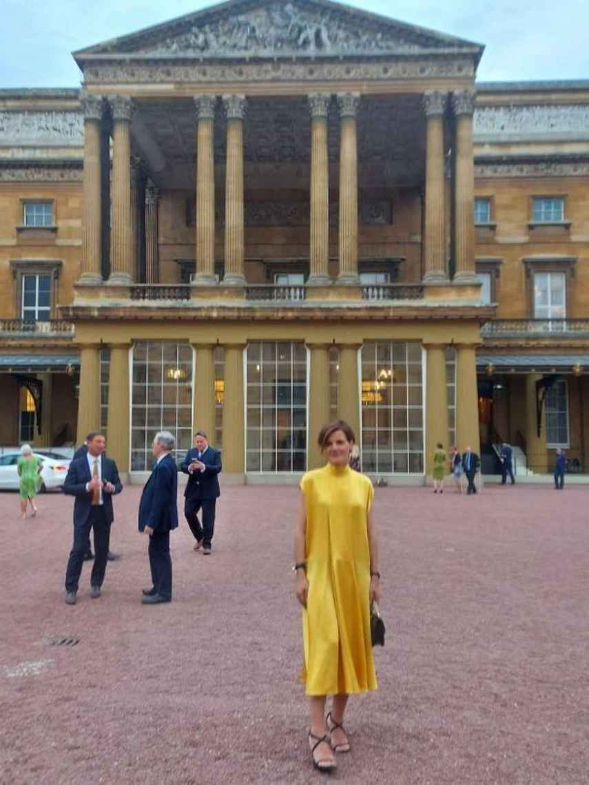 Amaia Arrieta, frente al palacio de Buckingham el martes 12 de julio dispuesta a recoger su premio.
