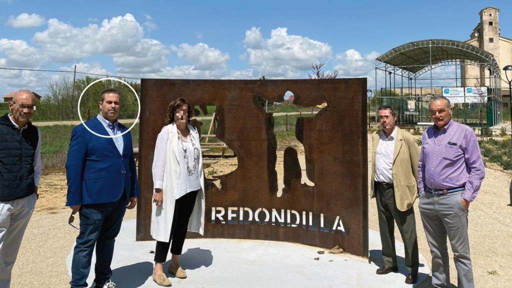 El alcalde de Frechilla, Javier Diez Maraña, el pasado mayo, durante la inauguración de la biblioteca municipal.