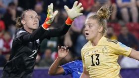 Pauline Peyraud-Magnin, la portera de Francia, en el partido ante Bélgica en la Eurocopa femenina.