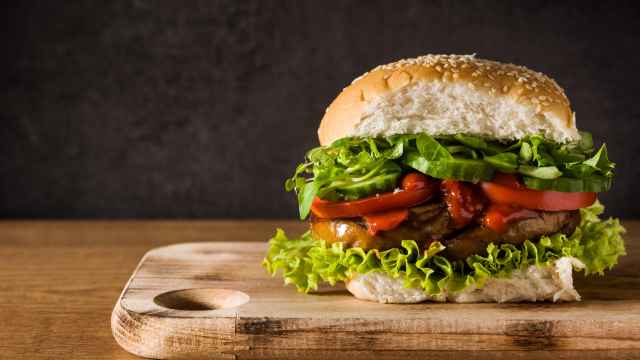 Una hamburguesa vegana dispuesta para ser devorada.