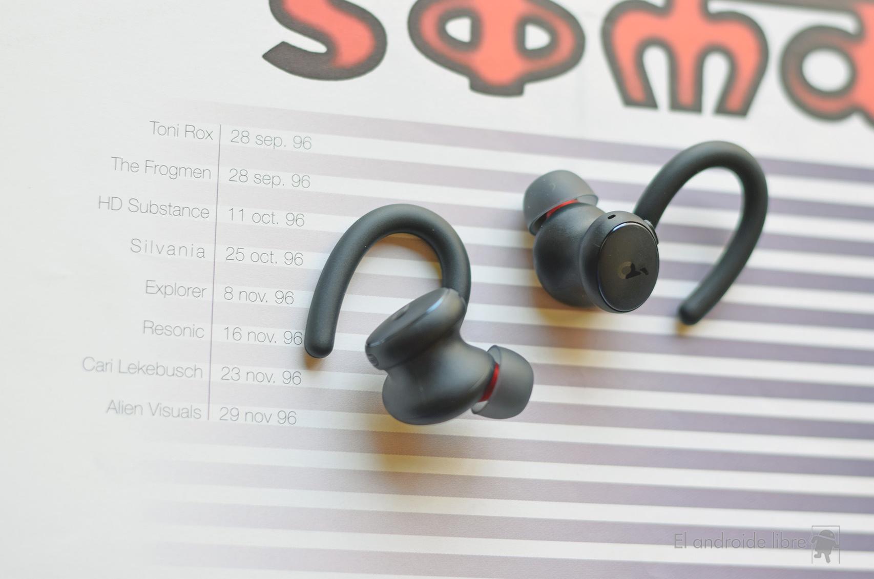 Auriculares inalámbricos Soundcore Sport X10 con gancho para la oreja y  control táctil