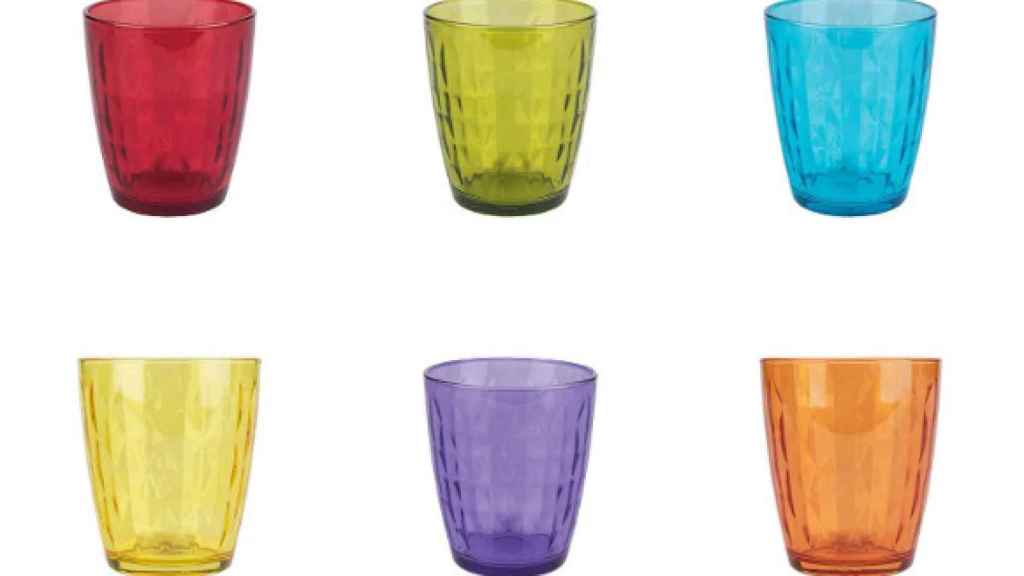 Vasos de cristal de colores
