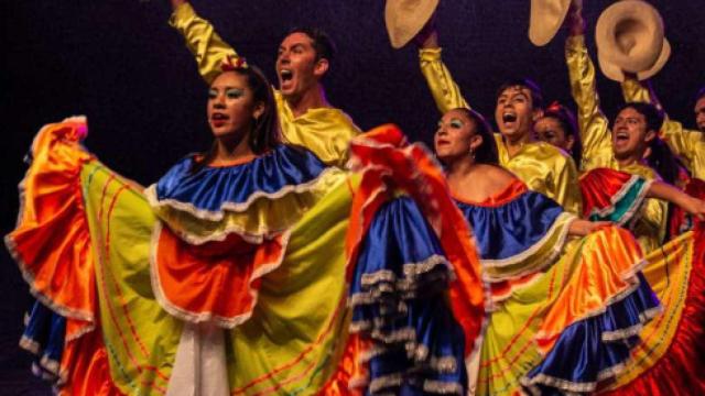 Festival de Folklore en Arroyo de la Encomienda