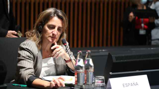 La vicepresidenta tercera, Teresa Ribera, durante una reunión en Bruselas.