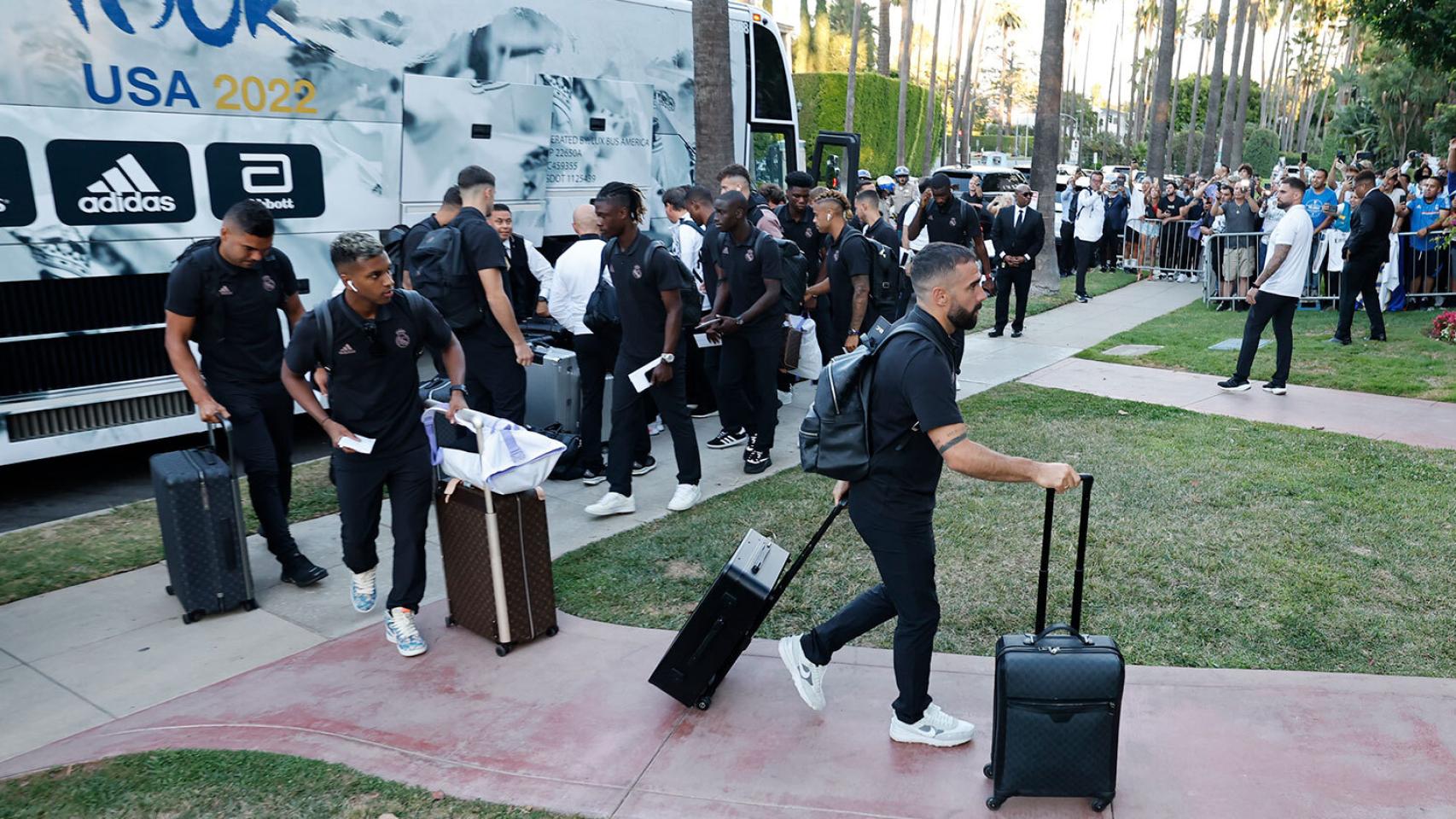 El Real Madrid desvela su segunda equipación en el viaje a Los Ángeles 