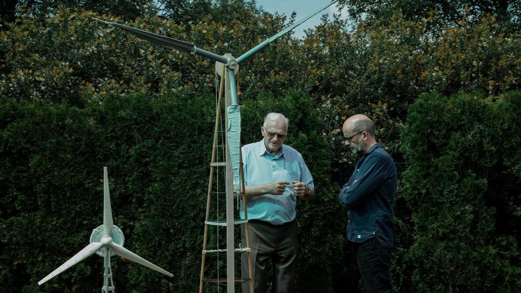 Ingenieur Horst Bendix erklärt seine Erfindung