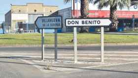 Dos carteles de Don Benito y Villanueva, previa a la fusión.