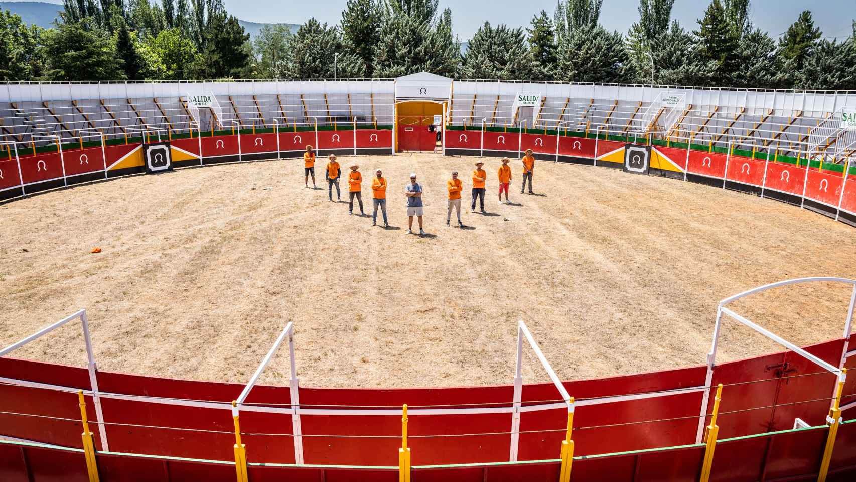 José Guerrero monta plazas de toros portátiles por los pueblos de España