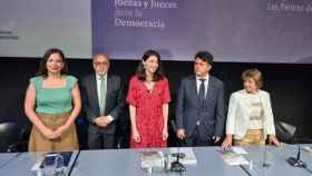 Pilar Llop, en el centro, en el congreso de Juezas y Jueces para la Democracia celebrado en Las Palmas./