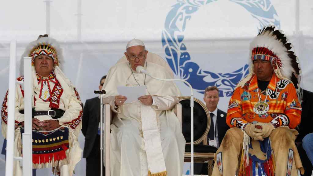 El papa pide perdón a los indígenas.