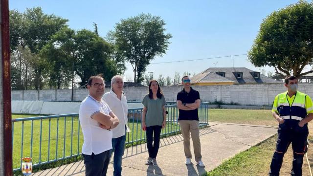 Visita al campo de fútbol de Benavente