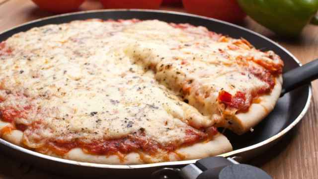 Pizza en cinco minutos sin horno a la sartén ¡Fácil y saludable!